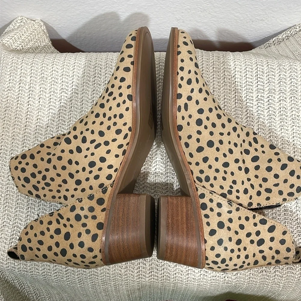 Dolce vita leather 6.5 Kadie cheetah shoe booties Leopard Cheetah Animal print